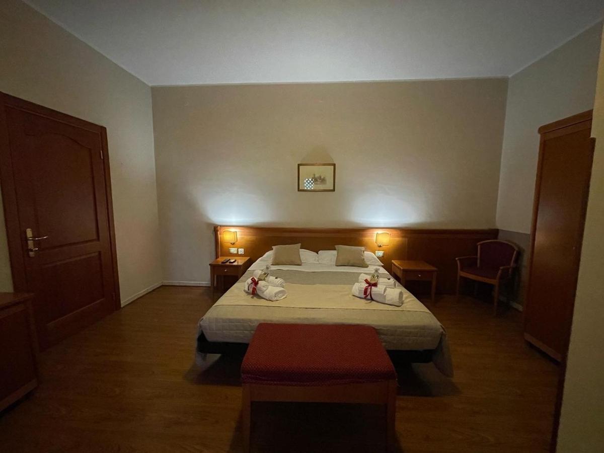 La Terrazza Dei Ciliegi Hotel Santa Maria Degli Angeli  Kültér fotó